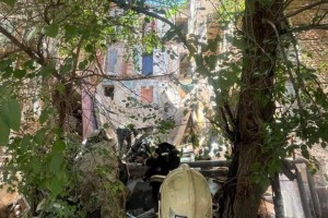 В Астрахани обрушился подъезд жилого дома
