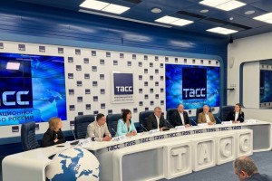Игорь Бабушкин на пресс-конференции ТАСС затронул тему маловодья в&#160;Астраханской области