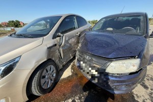 Две девочки пострадали в&#160;серьезной аварии в&#160;Приволжском районе Астраханской области