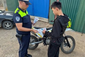 В Астрахани несовершеннолетние мотоциклисты вновь привлекли внимание правоохранителей
