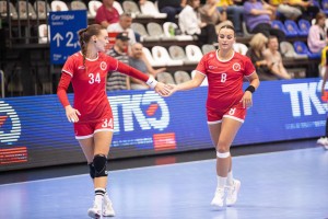 &#171;Астраханочка&#187; начала с&#160;разгромной победы