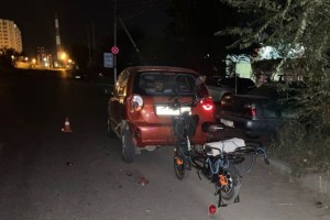 В Астрахани очередной самокатчик спровоцировал ДТП с&#160;пострадавшими