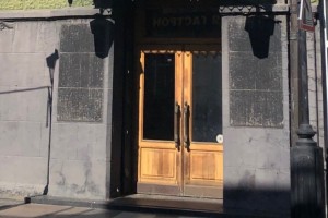 Знаменитое здание Центробанка в Астрахани освободилось