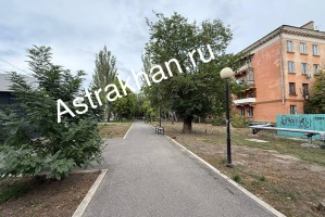 Еще одно забытое общественное пространство в Астрахани требует срочного ремонта