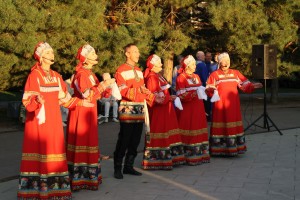 «Русские вечерки» вернутся на астраханскую набережную теперь в мае следующего года