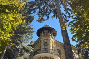 В Астрахани заведующая поликлиникой осуждена за выдачу путевок в&#160;санатории Кисловодска