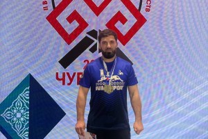 Астраханец стал победителем Кубка мира по борьбе на поясах