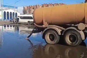В Астрахани ведется борьба с&#160;последствиями дождя