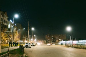 В Астрахани осветили 1,5 км дороги по просьбе местных жителей