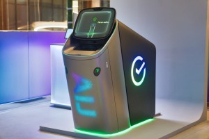 Сбер переизобрёл банкомат: два экрана, ИИ-помощник ГигаЧат и здоровье