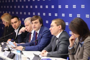 Министр просвещения РФ грозится наказать астраханские власти за срыв нацпроектов