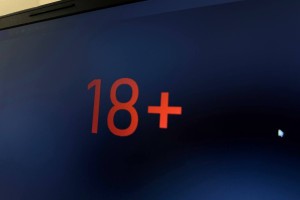 Порноролик в соцсети довел астраханца до суда