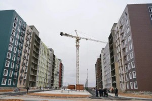 Игорь Бабушкин осмотрел строящиеся многоэтажки в&#160;Нариманове и&#160;больницу