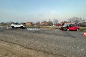 Два подростка и&#160;женщина пострадали в&#160;утреннем ДТП в&#160;Астрахани