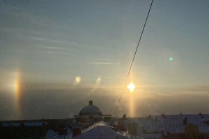 В ХМАО появилась «зимняя радуга»