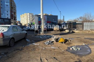 В центре Астрахани назревает новая стихийная свалка