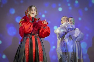 В Астраханском Кремле продолжается новогодний марафон вечерних концертов