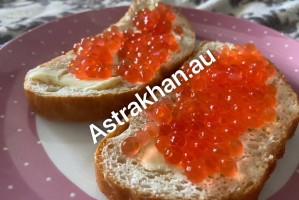 «Я деньги не печатаю»: цены на красную и черную икру встревожили астраханцев