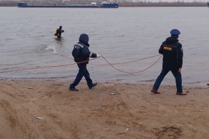 Перед Крещением в Астрахани проверяют дно водоемов