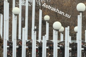 В Астрахани огромные деньги выделяются на освещение улиц, но ярче не становится