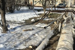 Проблема устраняется: на севере Астраханской области больница осталась без отопления из-за лопнутой трубы