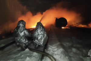 Поезд Москва – Астрахань задерживается из-за взрыва цистерн с бензином в Тамбовской области