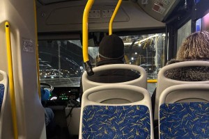 В Астрахани пассажирка заявила о двойном списании в «синих» автобусах
