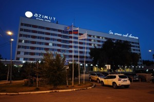 В Астрахани на крыше отеля появится светящаяся надпись от известного художника