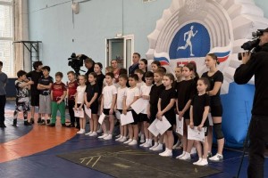 Астраханцы успешно преодолели испытания ГТО вместе с олимпийским чемпионом