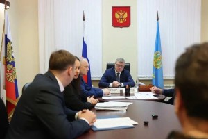 После встречи с губернатором астраханцам пообещали дороги, амбулаторию и ремонт школы