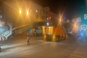 В Астрахани обновляют одну из главных дорог города