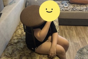 12-летняя астраханка застряла головой в табуретке во время игр