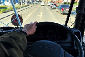 В Астрахани зарплаты рабочих взлетели почти до 200 тысяч рублей