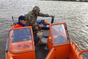 Под Астраханью третий день ищут пропавшего на реке мужчину