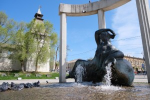 В Астрахани скоро включат главные городские фонтаны