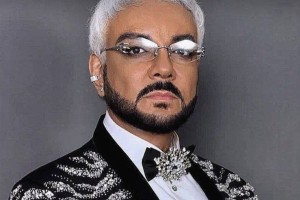 Филипп Киркоров опух от переедания черной икры