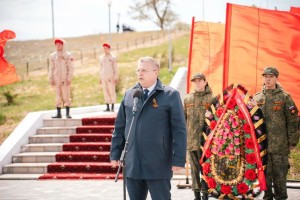 Астраханская делегация почтила память бойцов 28‑й армии у мемориала под Хулхутой