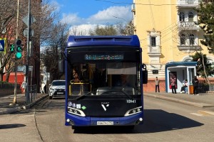 В Астрахани на 9 мая изменят движение автобусов