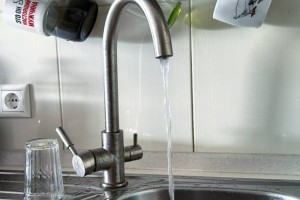 Из-за ремонта теплосети часть Астрахани осталась без горячей воды
