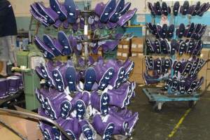 Астраханское производство резиновой обуви остаётся вне конкуренции