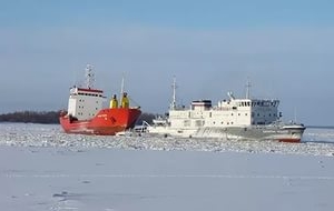 В Астраханской области к зимней навигации готовы 3 ледокола