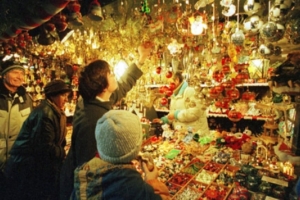 Администрация города Астрахани организует Рождественскую ярмарку