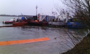 Информация по происшествию на воде в Икрянинском районе