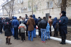 Общественный совет при УМВД России по Астраханской области организовал для трудных  подростков экскурсию в ОМОН