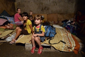 Астраханцев приглашают помочь детям Новороссии