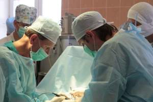 Астраханские кардиохирурги перенимают европейский опыт исправления пороков сердца у детей