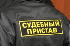 В Астраханской области судебный пристав подозревается в получении взятки
