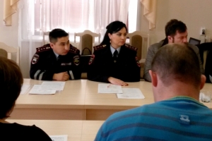 В Астраханской области сотрудники ГИБДД приняли участие в заседании межведомственной комиссии по безопасности дорожного движения