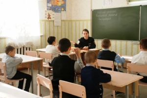 В Астраханской области прошла акция «Школьная среда – территория безопасности»