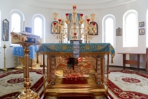 В Астраханской области воздвигли храм на месте сгоревшего